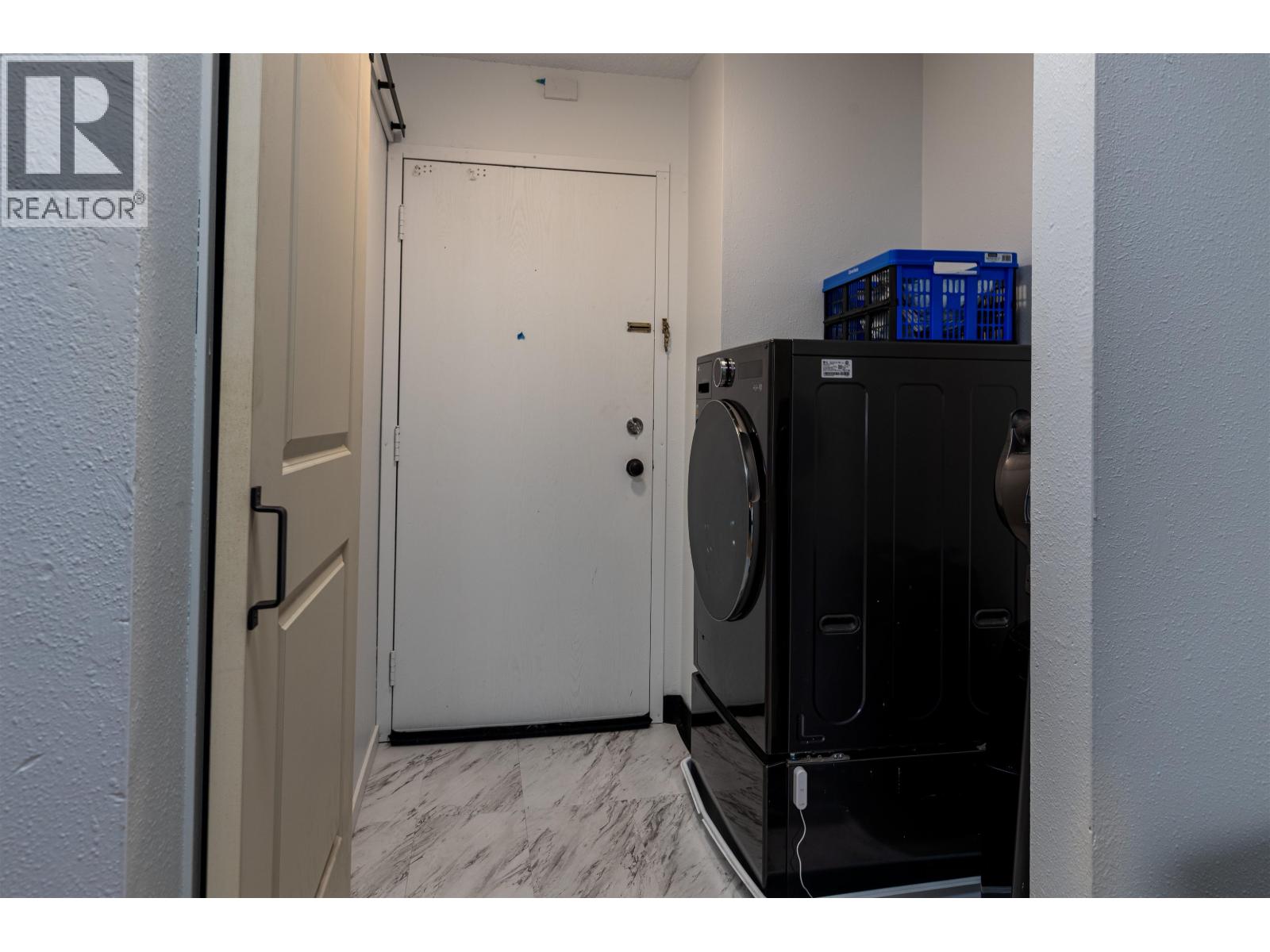 #1101-2607 PEAR Street, Terrace