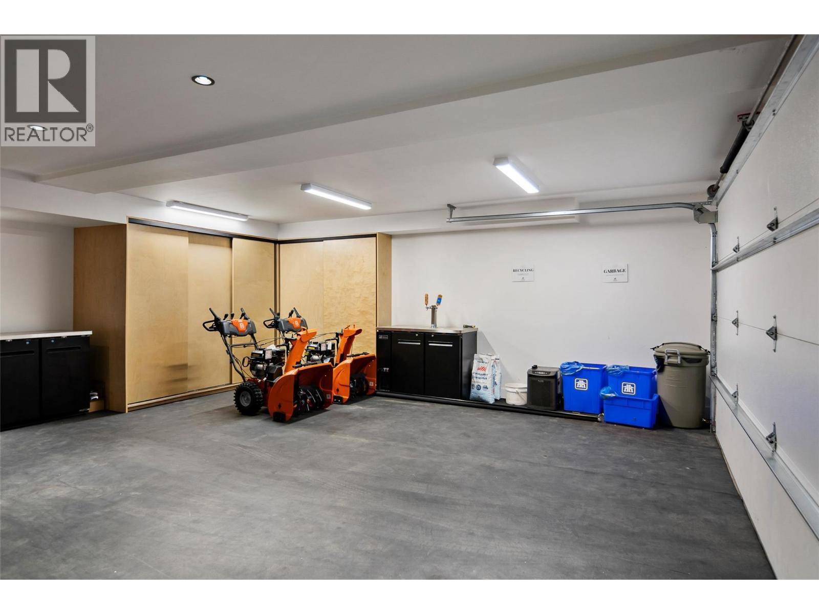 1950 Sidmouth Road, Revelstoke