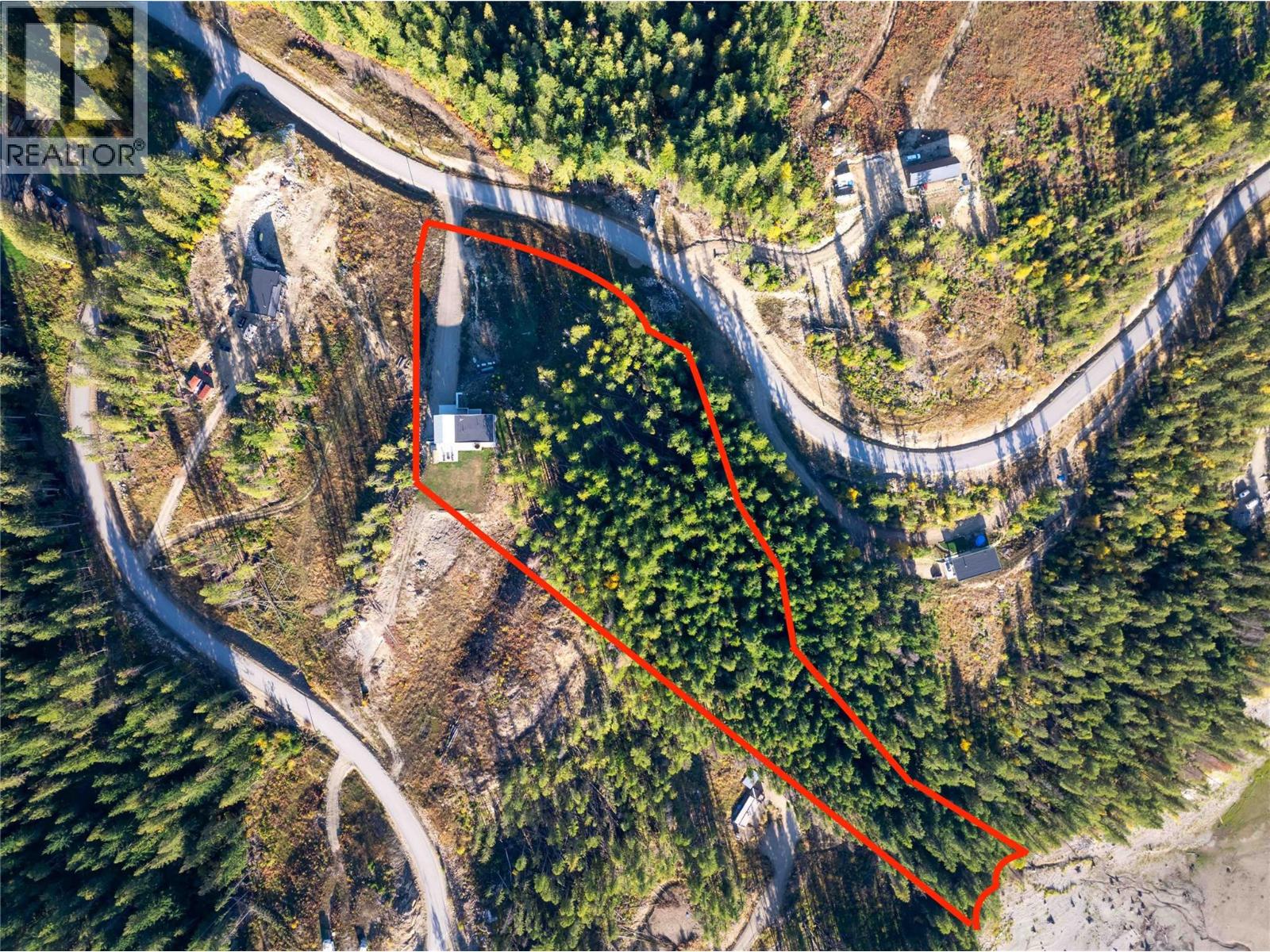 1950 Sidmouth Road, Revelstoke