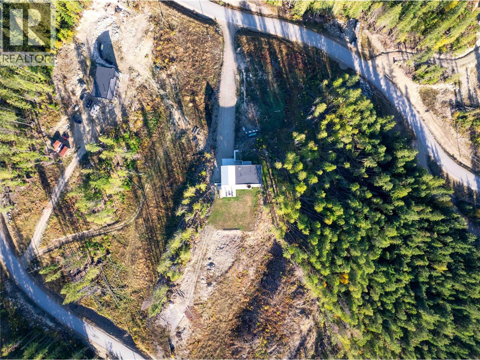 1950 Sidmouth Road, Revelstoke