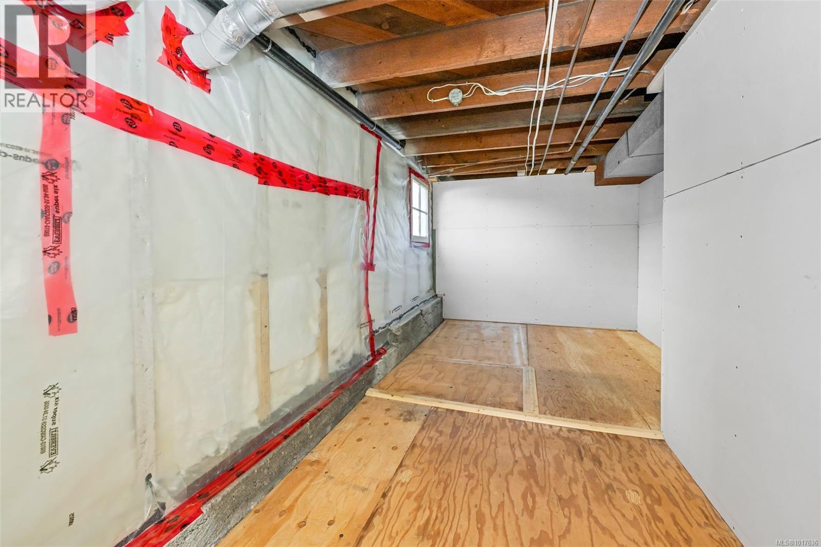 838 Princess Ave, Victoria