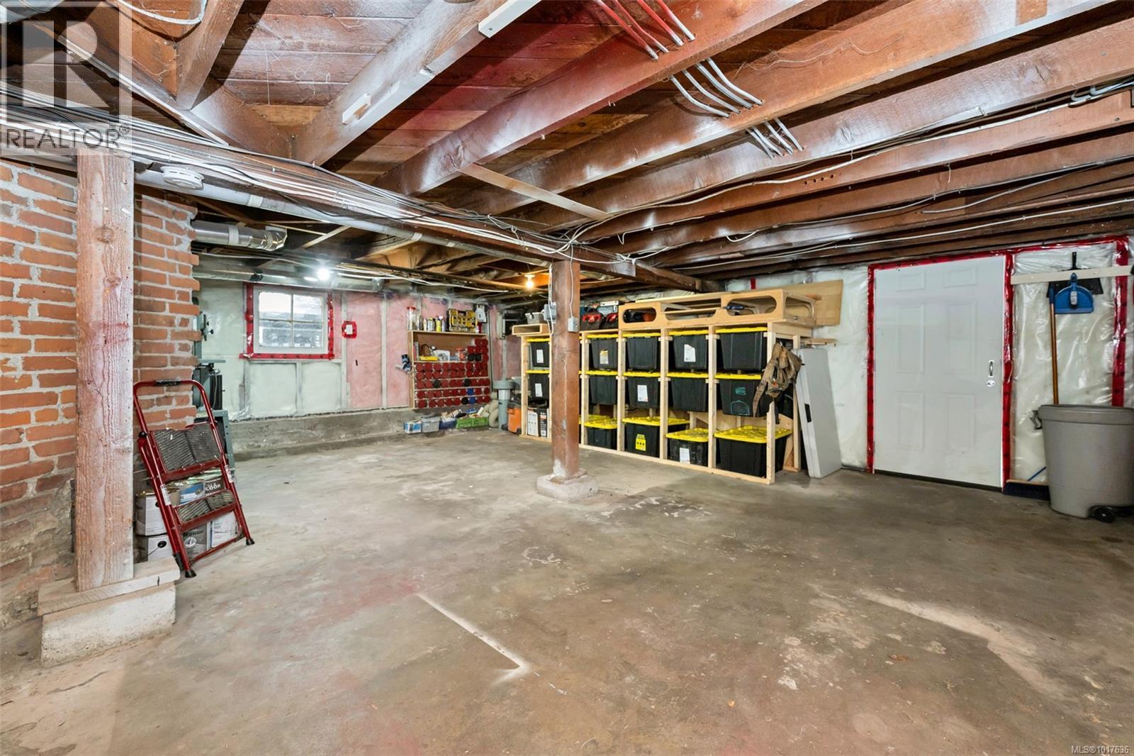 838 Princess Ave, Victoria