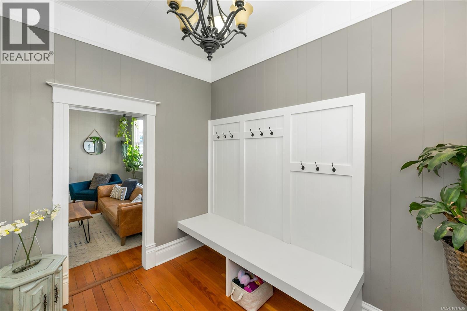 838 Princess Ave, Victoria