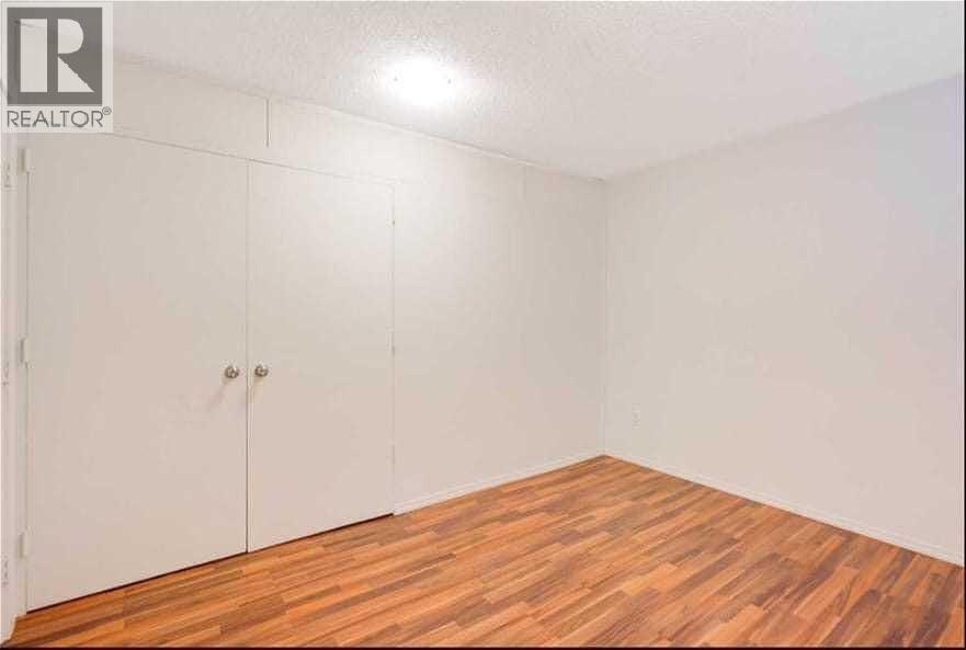 Single Family House for Sale in    Avenue SW Sunalta Calgary 
