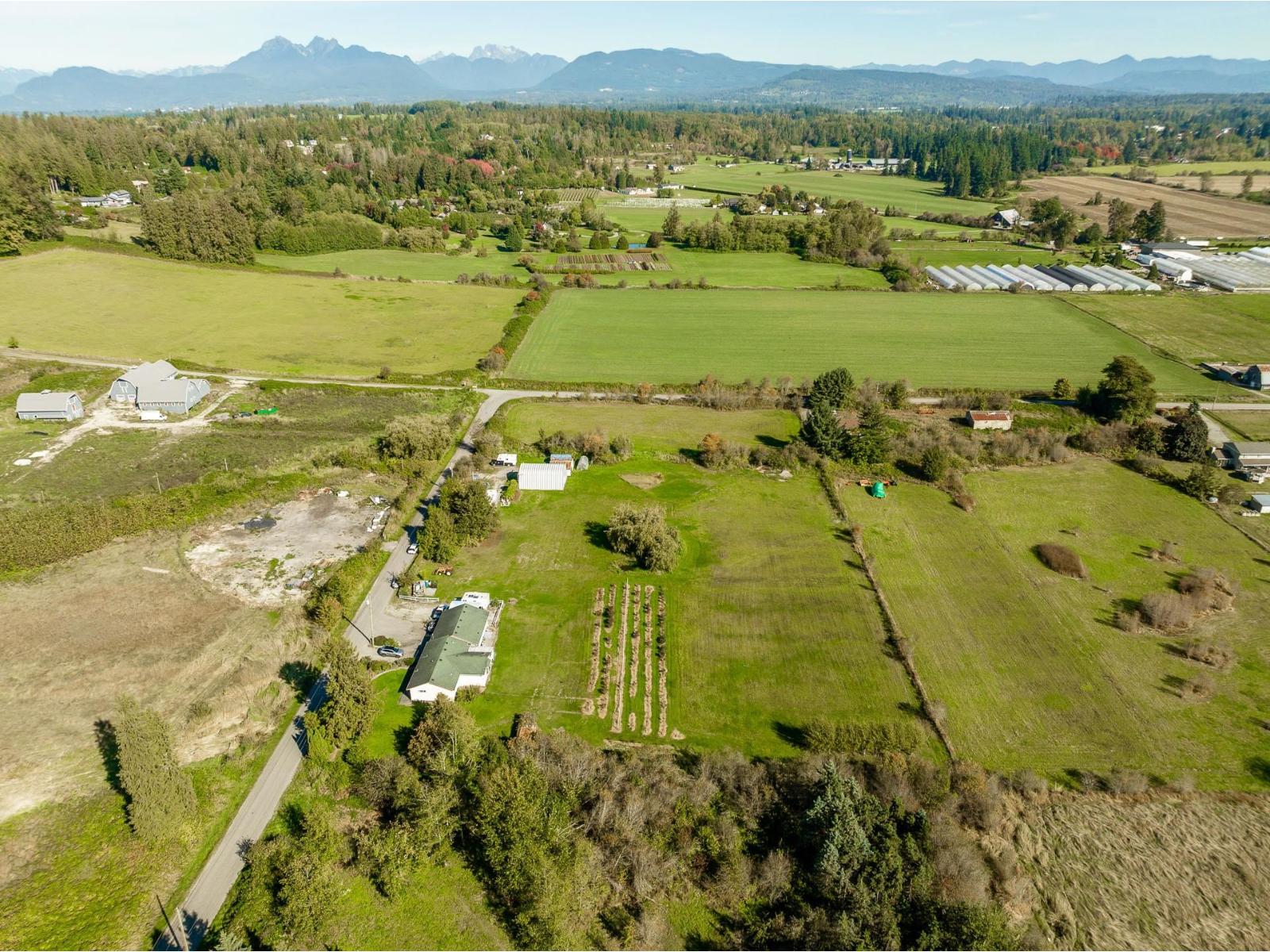 7256 SMITH CRESCENT, Langley