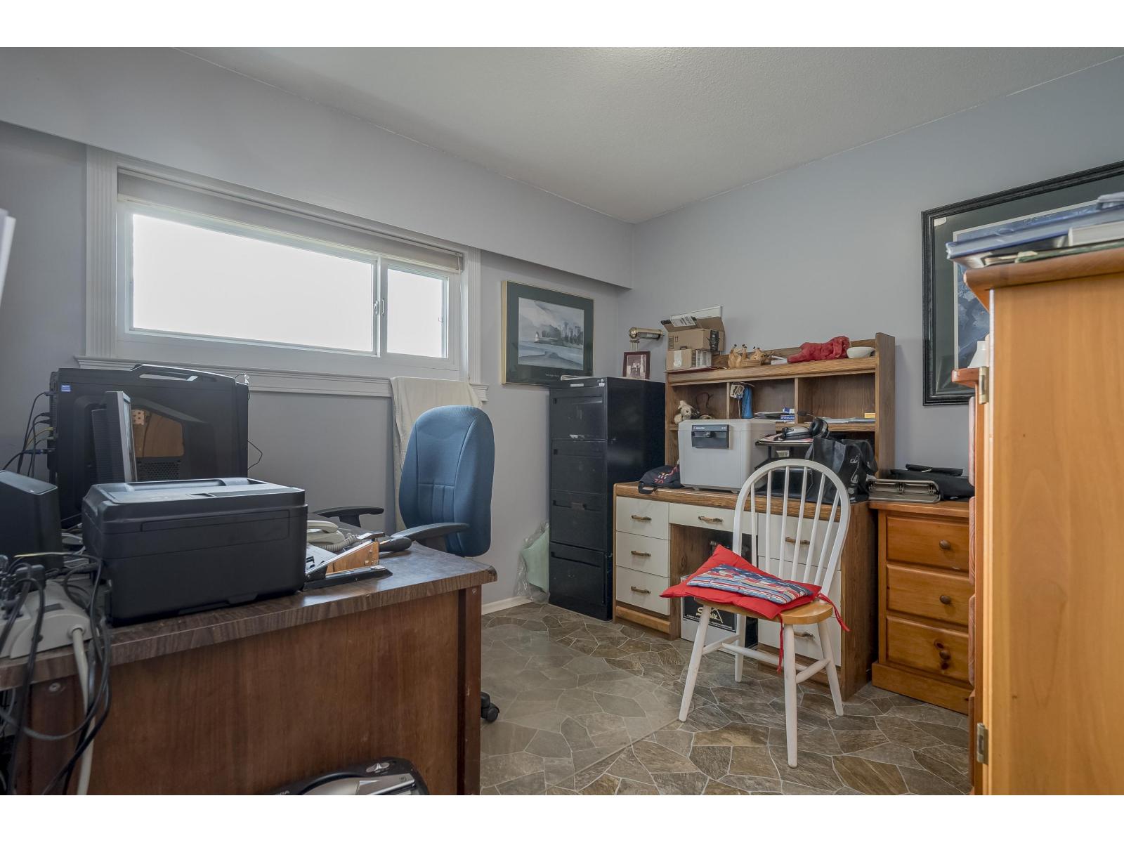 7256 SMITH CRESCENT, Langley