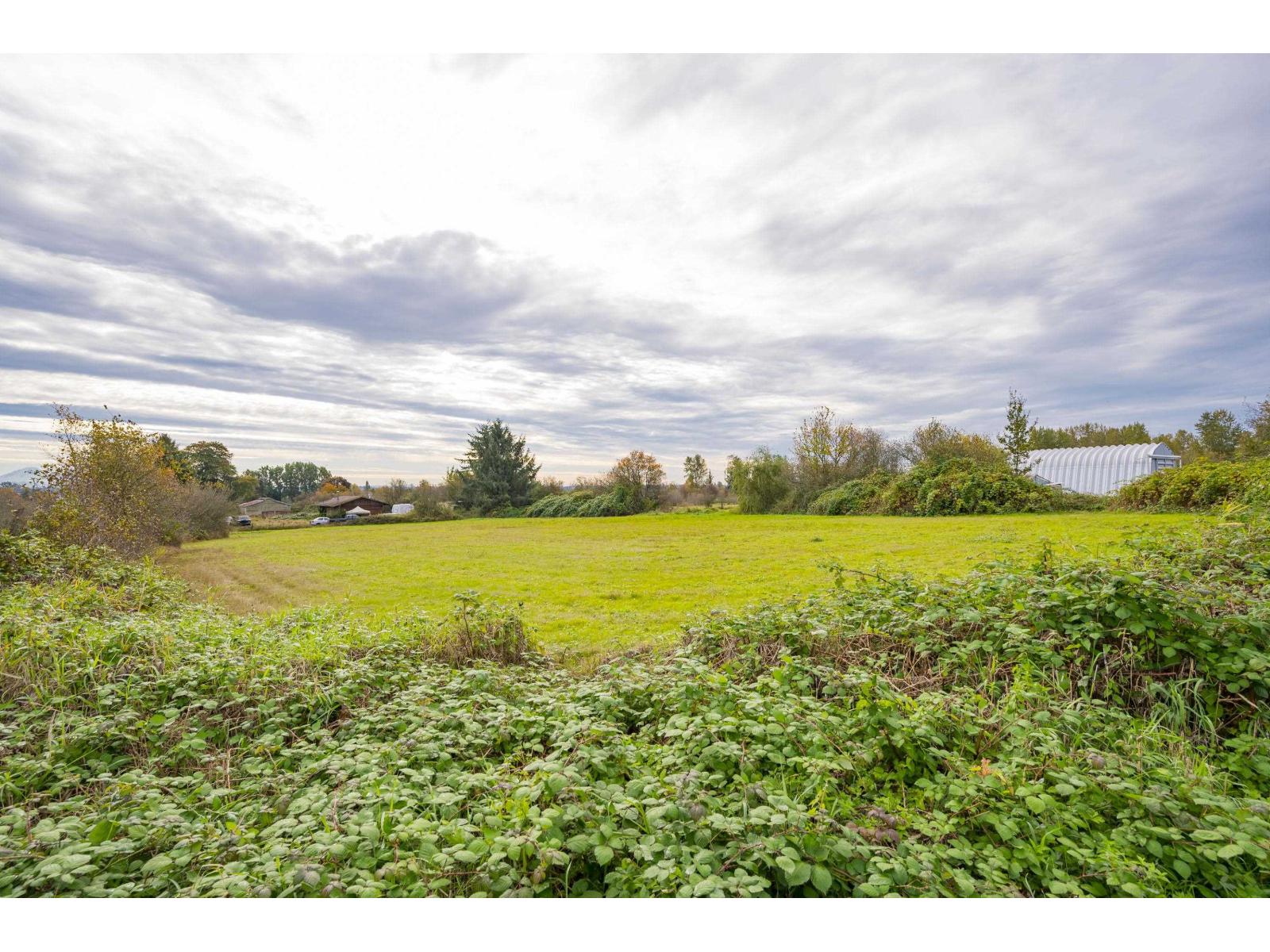 7256 SMITH CRESCENT, Langley