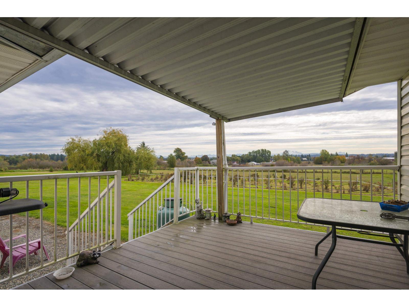 7256 SMITH CRESCENT, Langley