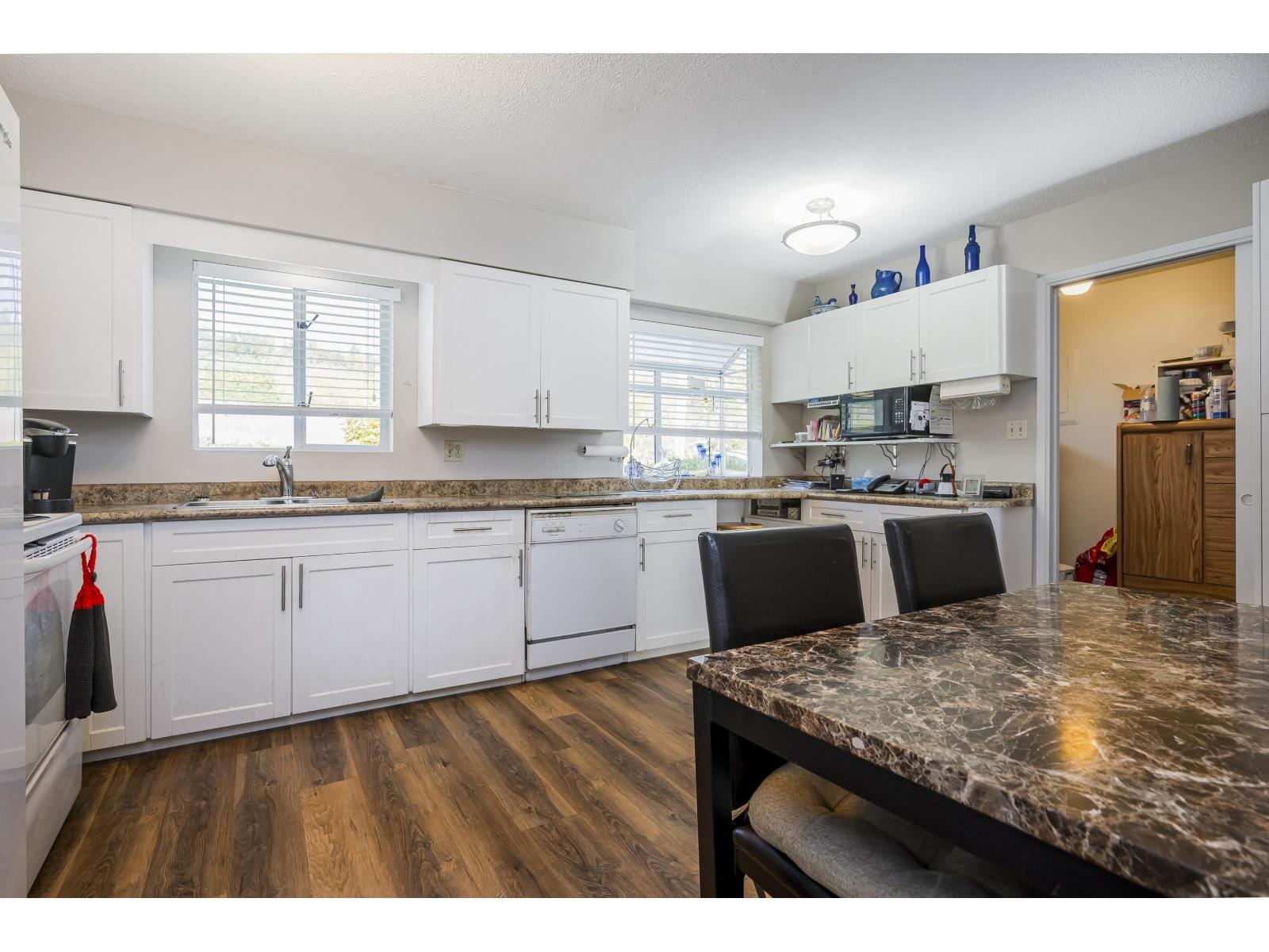 7256 SMITH CRESCENT, Langley