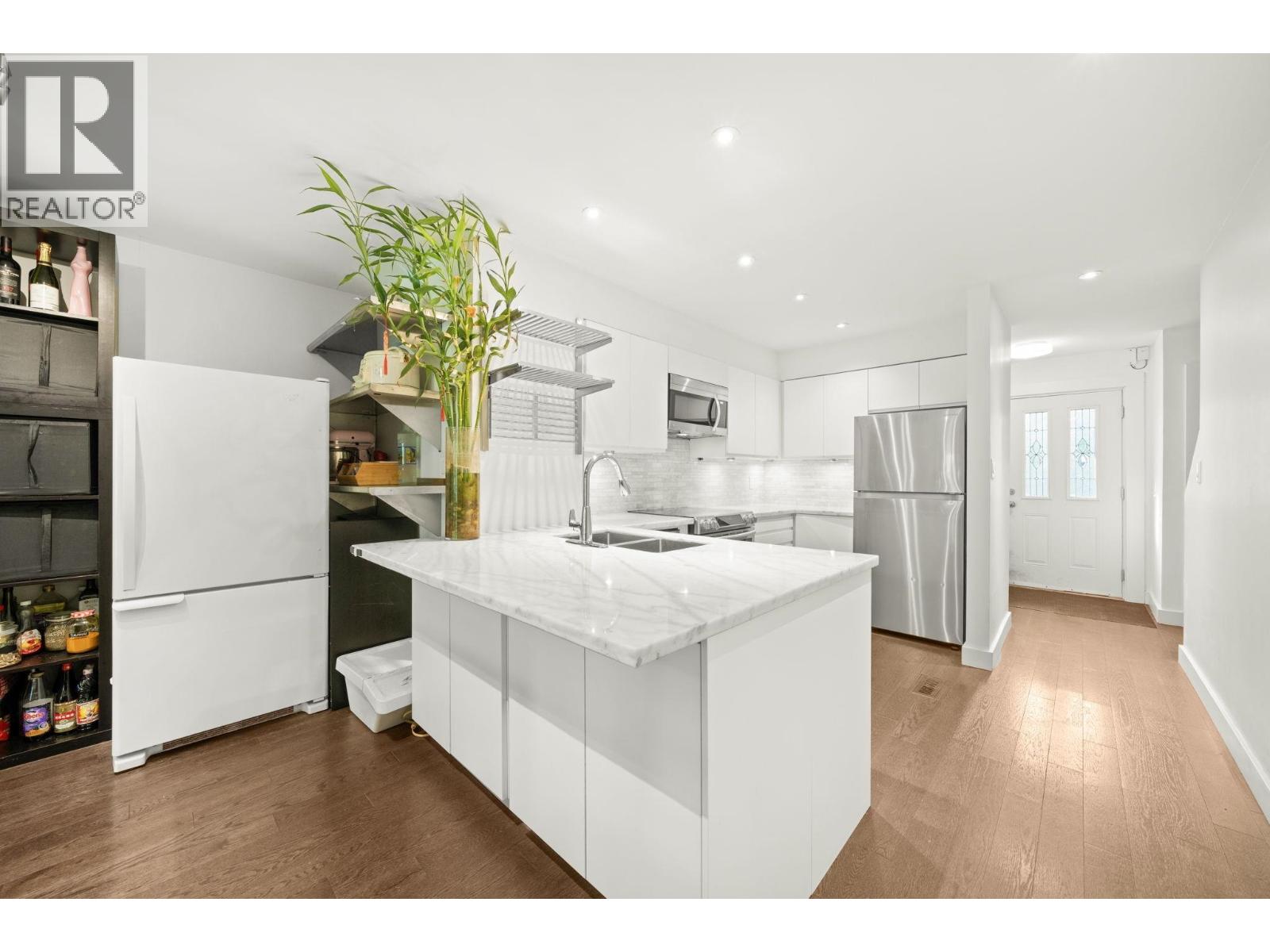 4707 CEDARGLEN PLACE, Burnaby