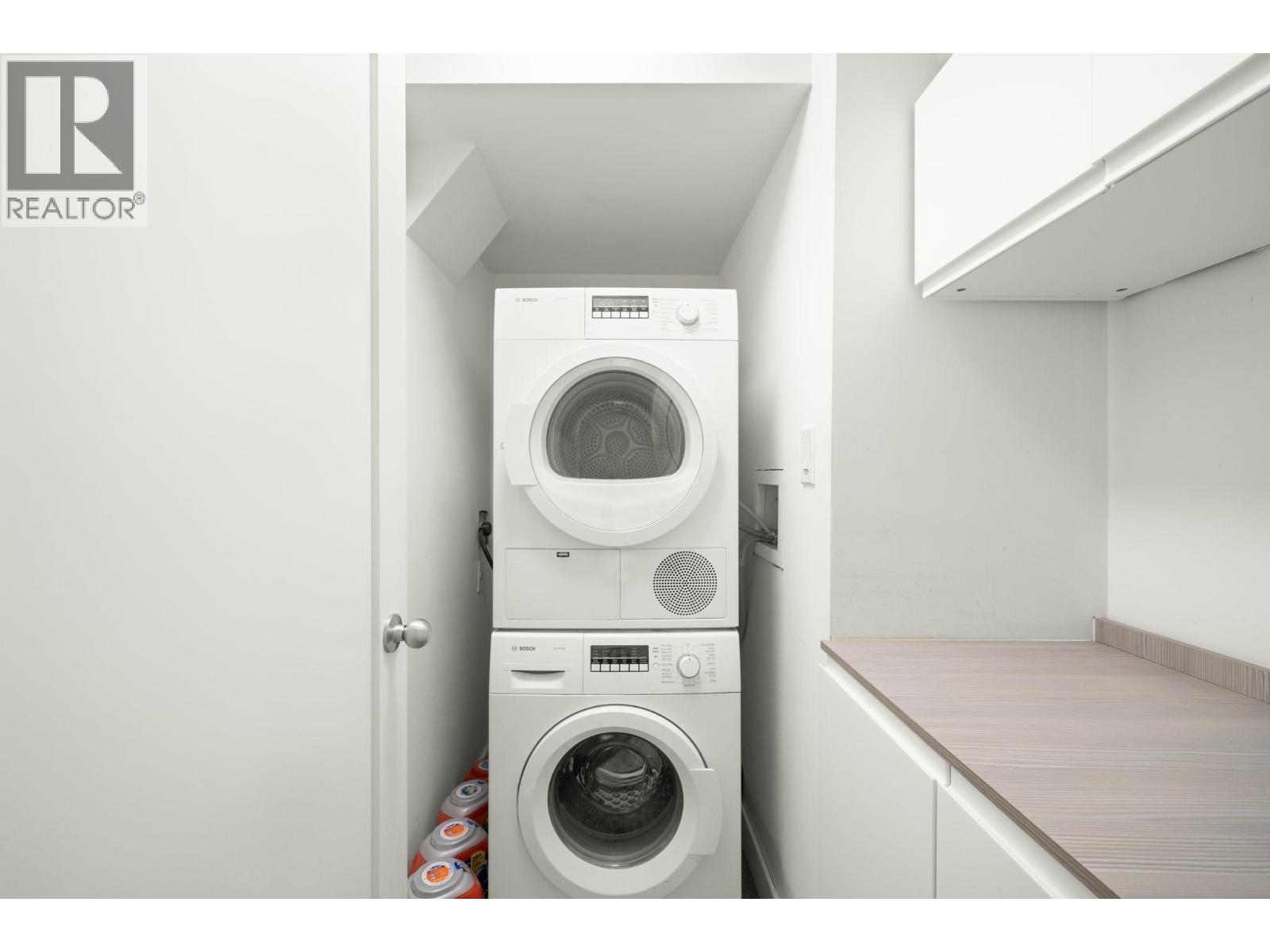 4707 CEDARGLEN PLACE, Burnaby