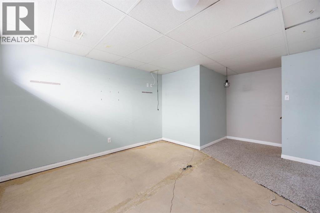 109 Coles Bay, Fort McMurray