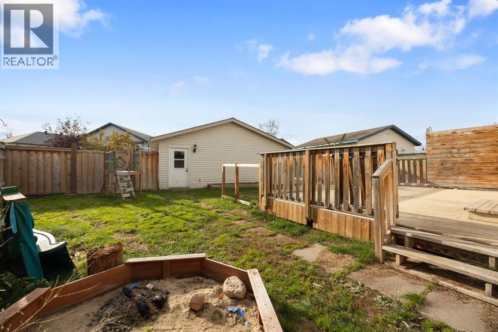 109 Coles Bay, Fort McMurray