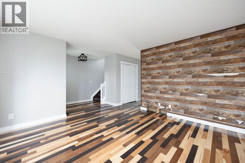 109 Coles Bay, Fort McMurray