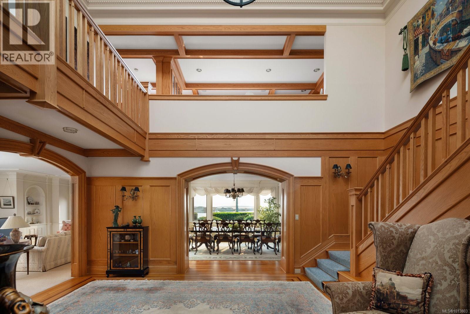  1580 Beach Drive, Oak Bay