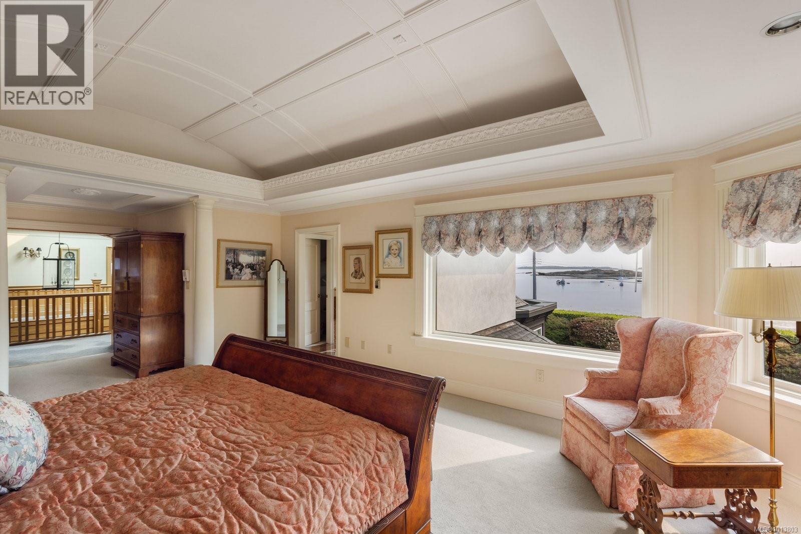  1580 Beach Drive, Oak Bay