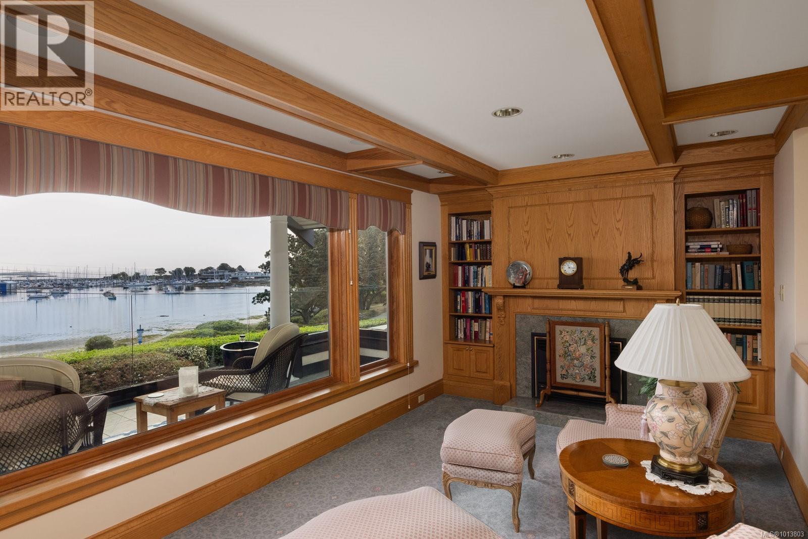  1580 Beach Drive, Oak Bay