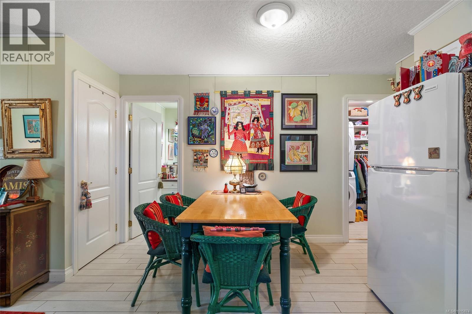  9715 Second Street, Sidney