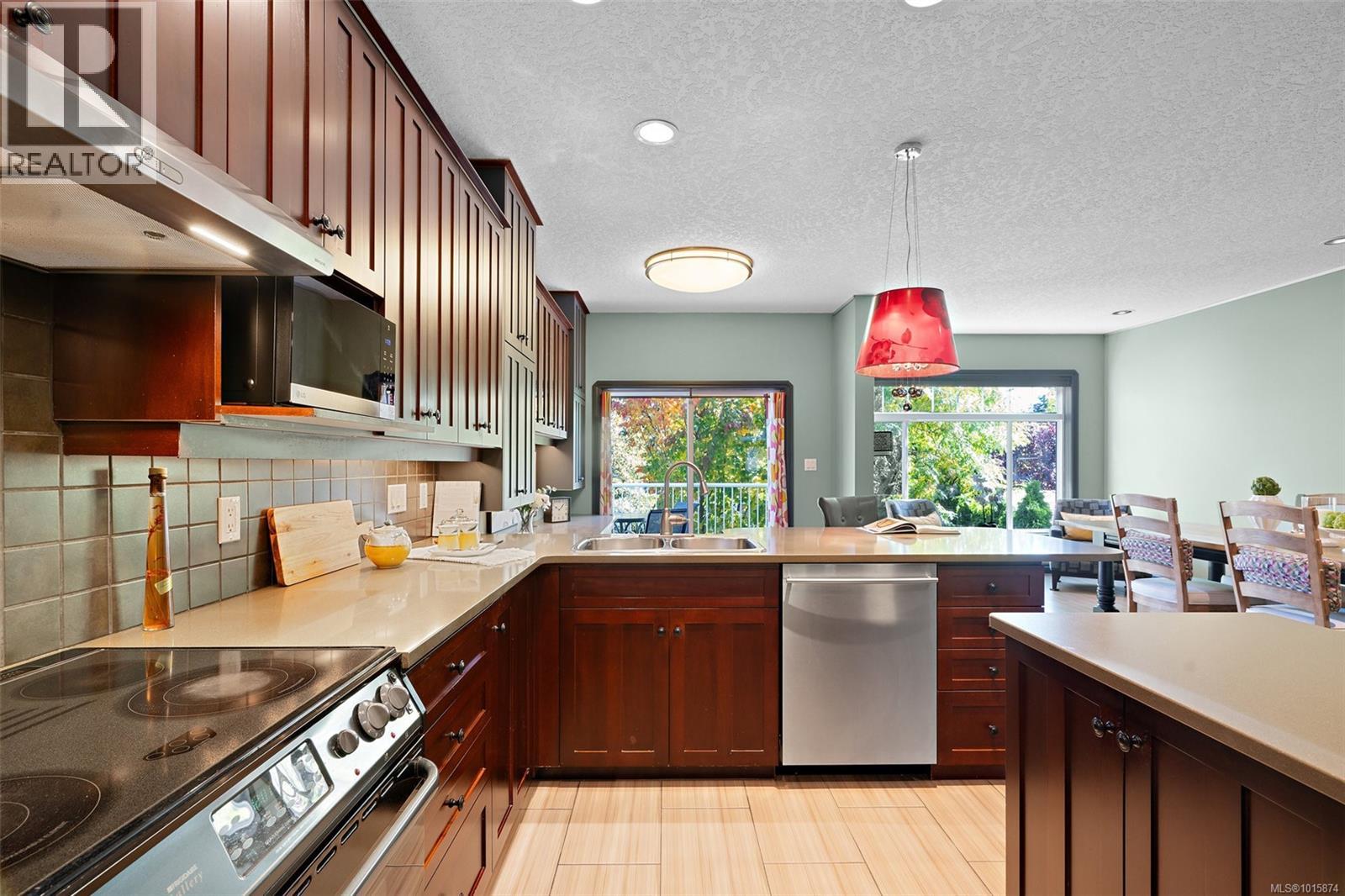  9715 Second Street, Sidney