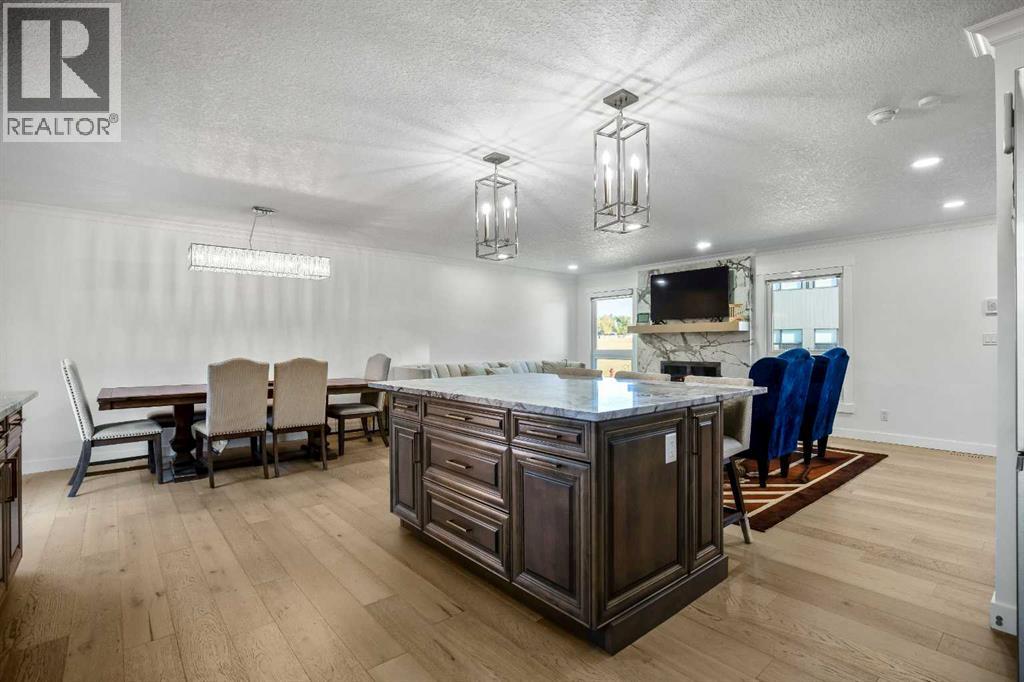 Single Family House 4 Level for Sale in  Pinemill Way NE Pineridge Calgary 