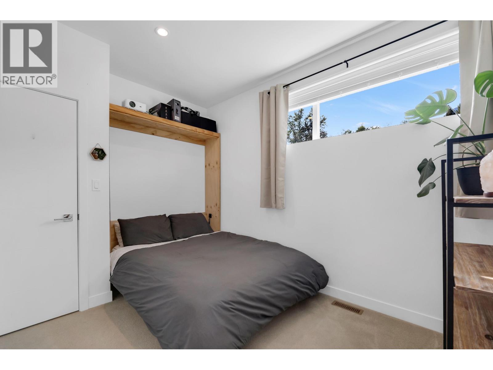 39262 FALCON CRESCENT, Squamish