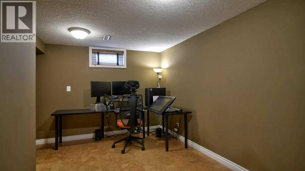 Single Family House Bungalow for Sale in  Brenner Crescent NW Brentwood Calgary 