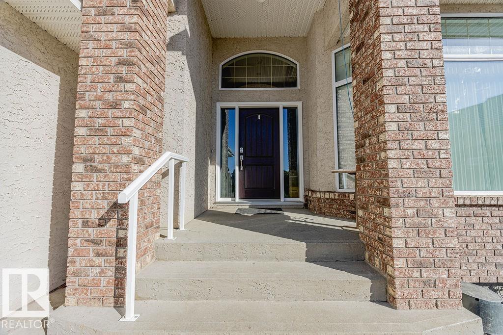 617 FOUNTAIN CREEK CI, Rural Strathcona County