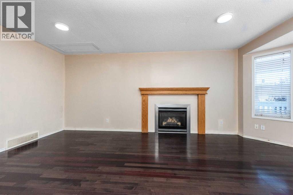 Single Family House for Sale in  TARAWOOD Road NE Taradale Calgary 