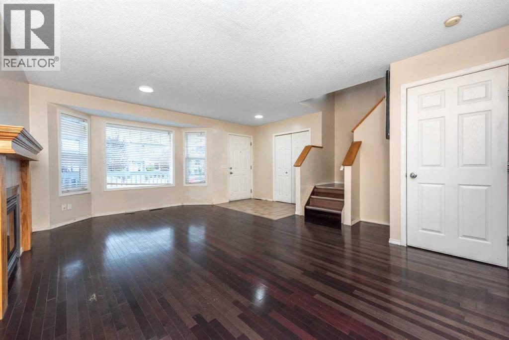 Single Family House for Sale in  TARAWOOD Road NE Taradale Calgary 