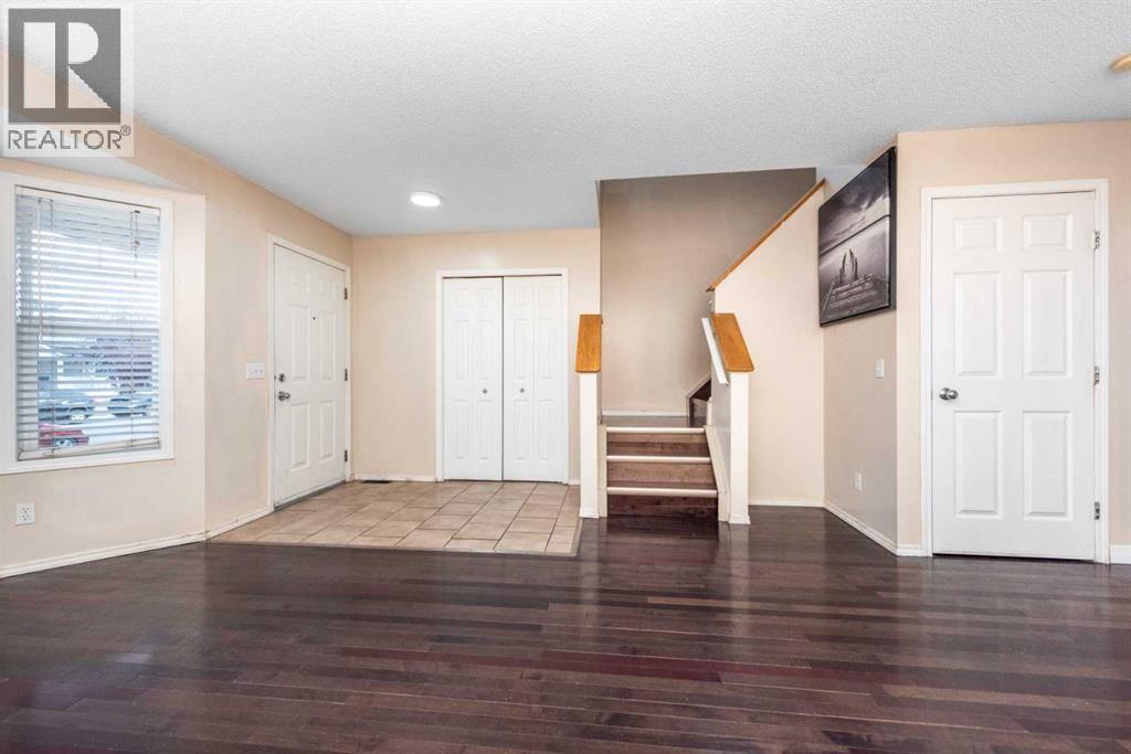 Single Family House for Sale in  TARAWOOD Road NE Taradale Calgary 