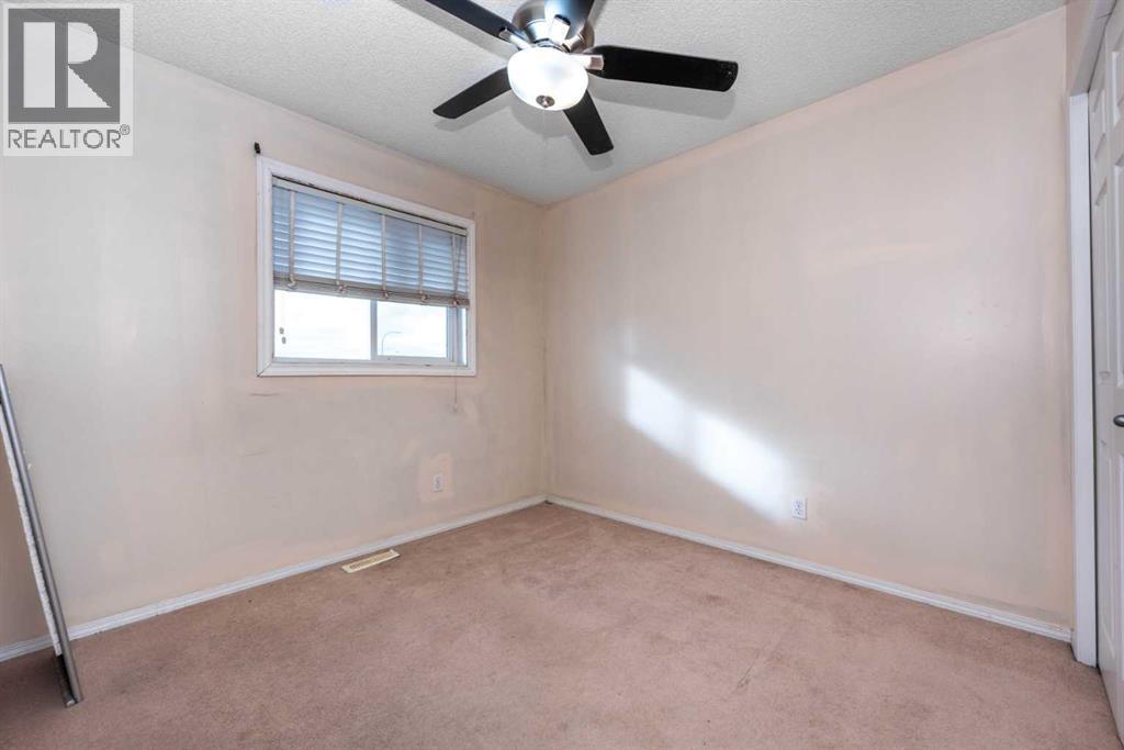 Single Family House for Sale in  TARAWOOD Road NE Taradale Calgary 