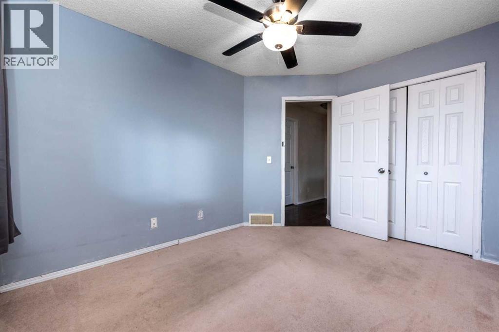 Single Family House for Sale in  TARAWOOD Road NE Taradale Calgary 