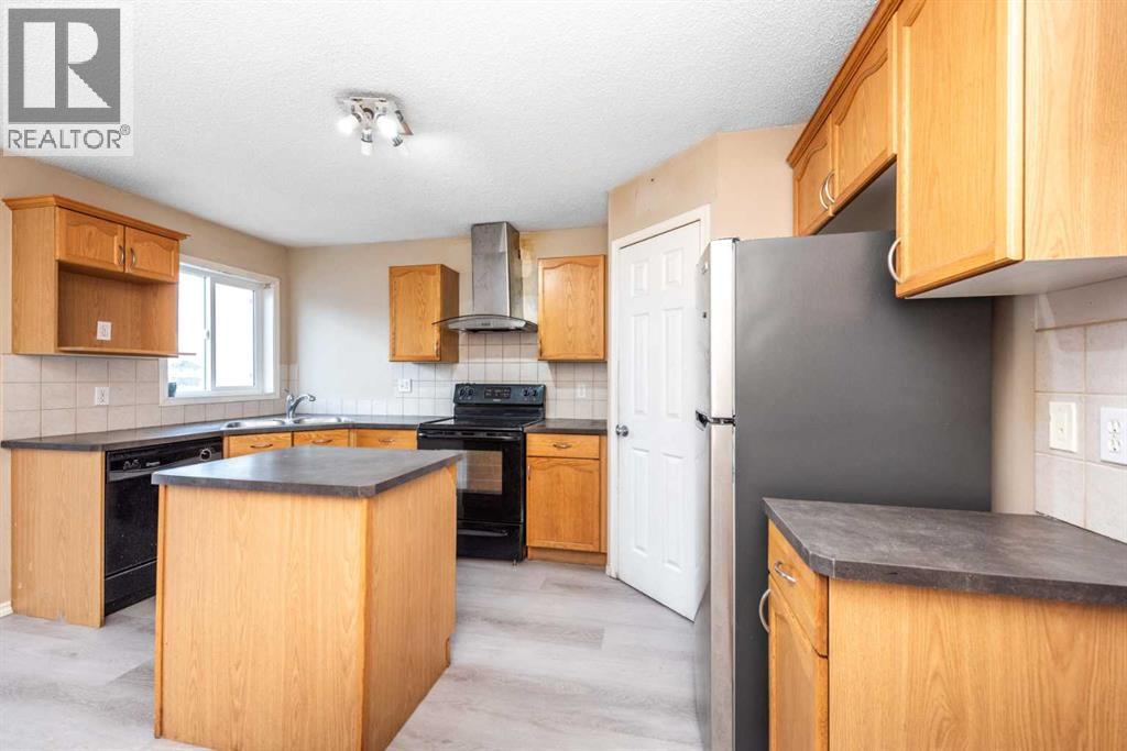 Single Family House for Sale in  TARAWOOD Road NE Taradale Calgary 