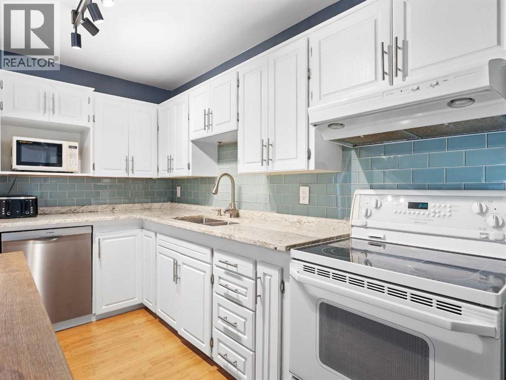 Single Family House Bungalow for Sale in  Cottonwood Crescent SE Southview Calgary 