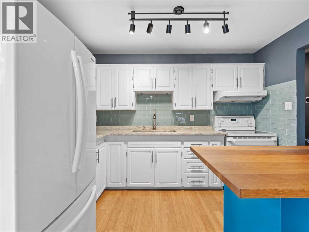 Single Family House Bungalow for Sale in  Cottonwood Crescent SE Southview Calgary 