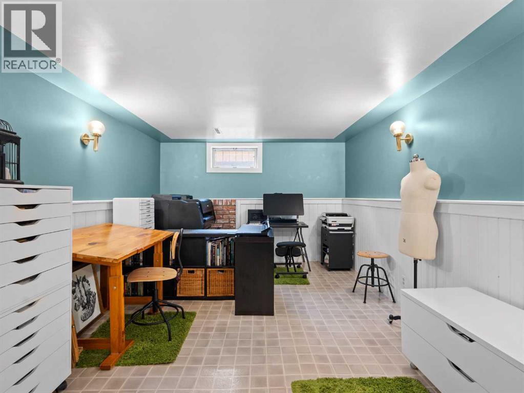 Single Family House Bungalow for Sale in  Cottonwood Crescent SE Southview Calgary 