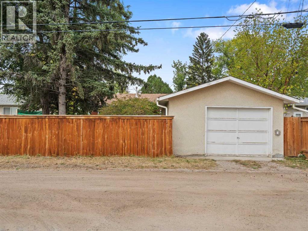 Single Family House Bungalow for Sale in  Cottonwood Crescent SE Southview Calgary 