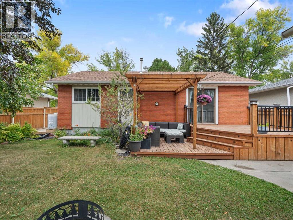 Single Family House Bungalow for Sale in  Cottonwood Crescent SE Southview Calgary 