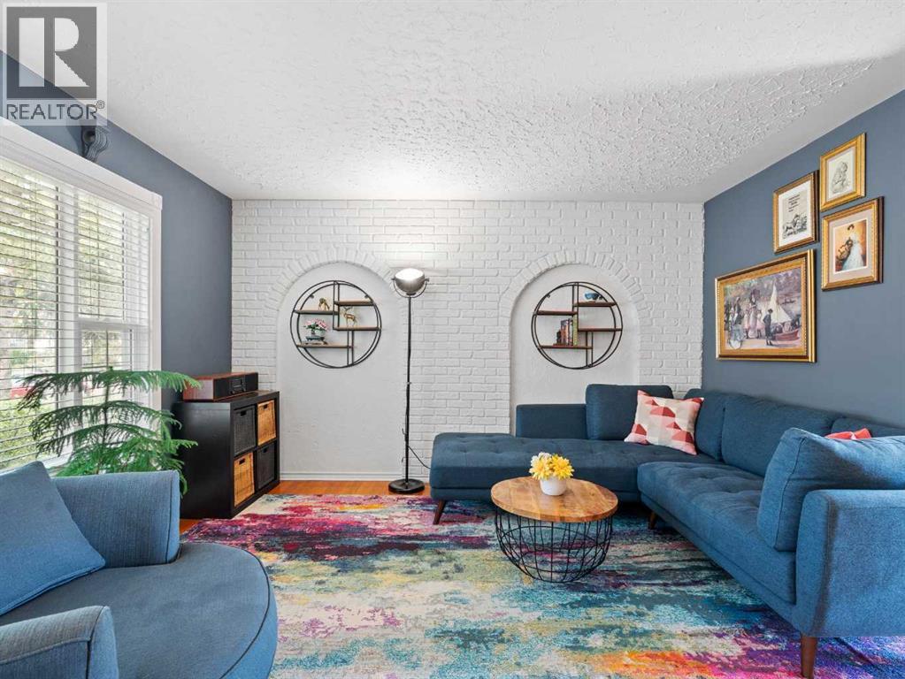 Single Family House Bungalow for Sale in  Cottonwood Crescent SE Southview Calgary 