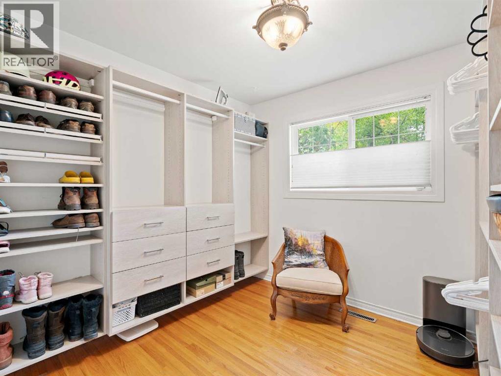 Single Family House Bungalow for Sale in  Cottonwood Crescent SE Southview Calgary 