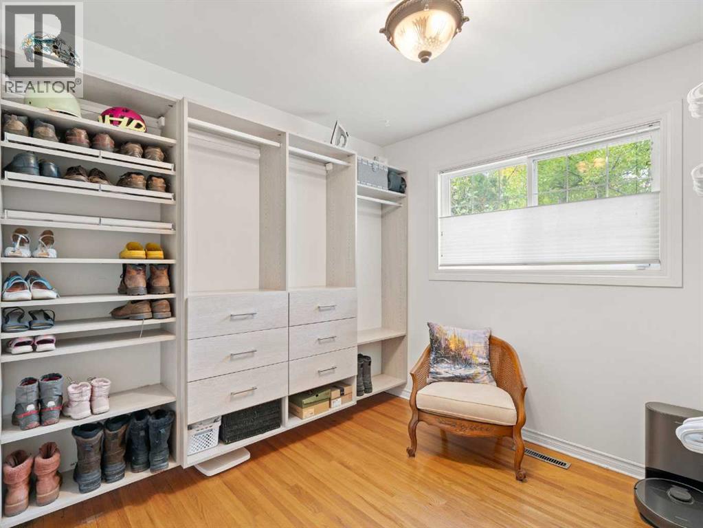 Single Family House Bungalow for Sale in  Cottonwood Crescent SE Southview Calgary 