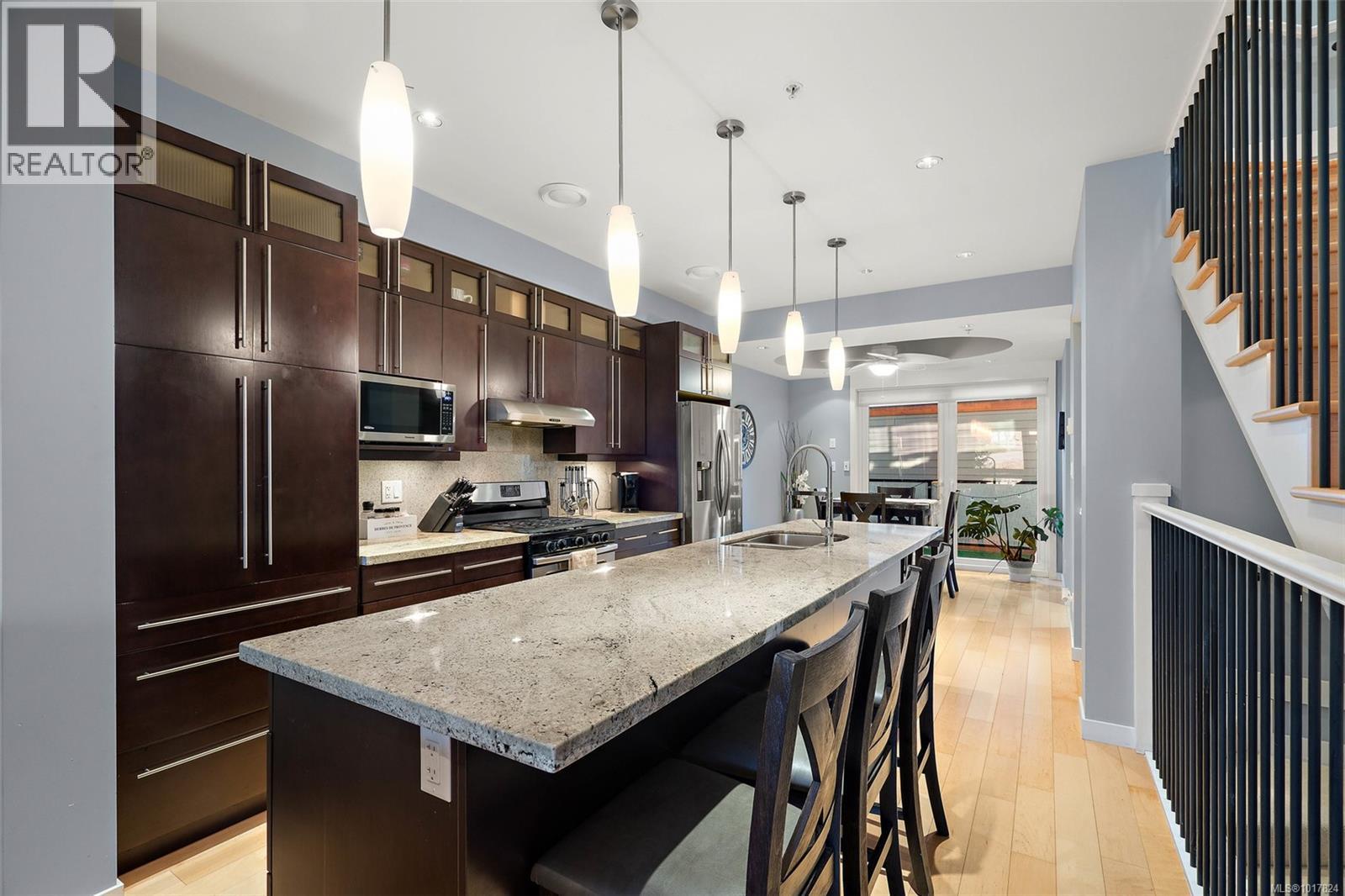 6583 Lincroft Road, Sooke