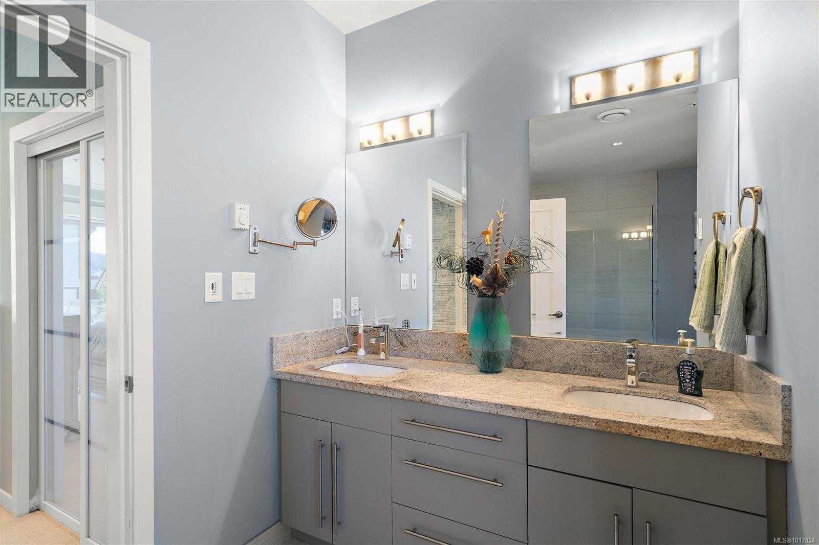 6583 Lincroft Road, Sooke