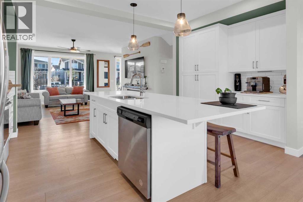 374 Sundown Road, Cochrane