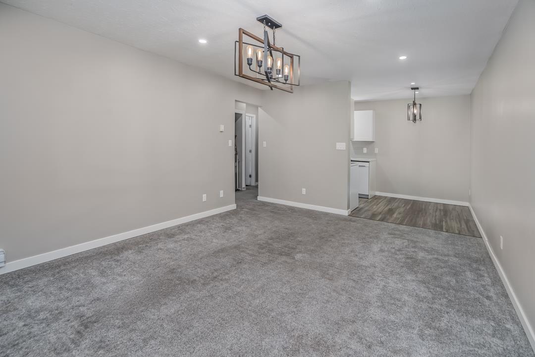 330 1735 AGASSIZ-ROSEDALE NO 9 HIGHWAY, Agassiz, Agassiz