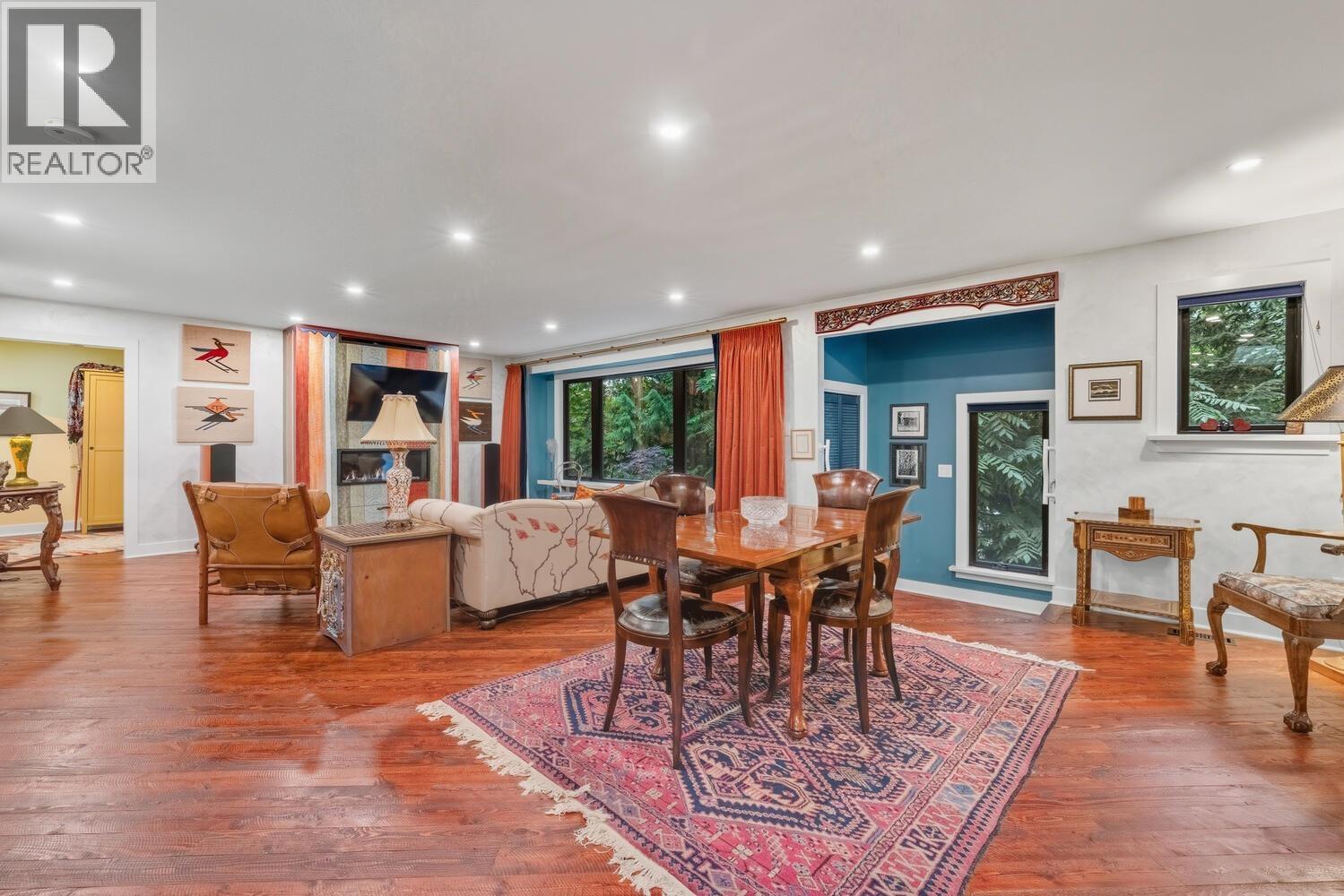 2336 TREETOP LANE, North Vancouver