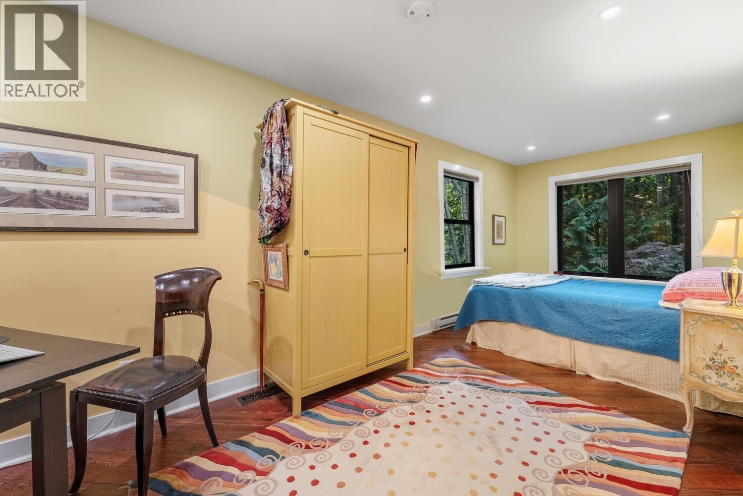 2336 TREETOP LANE, North Vancouver