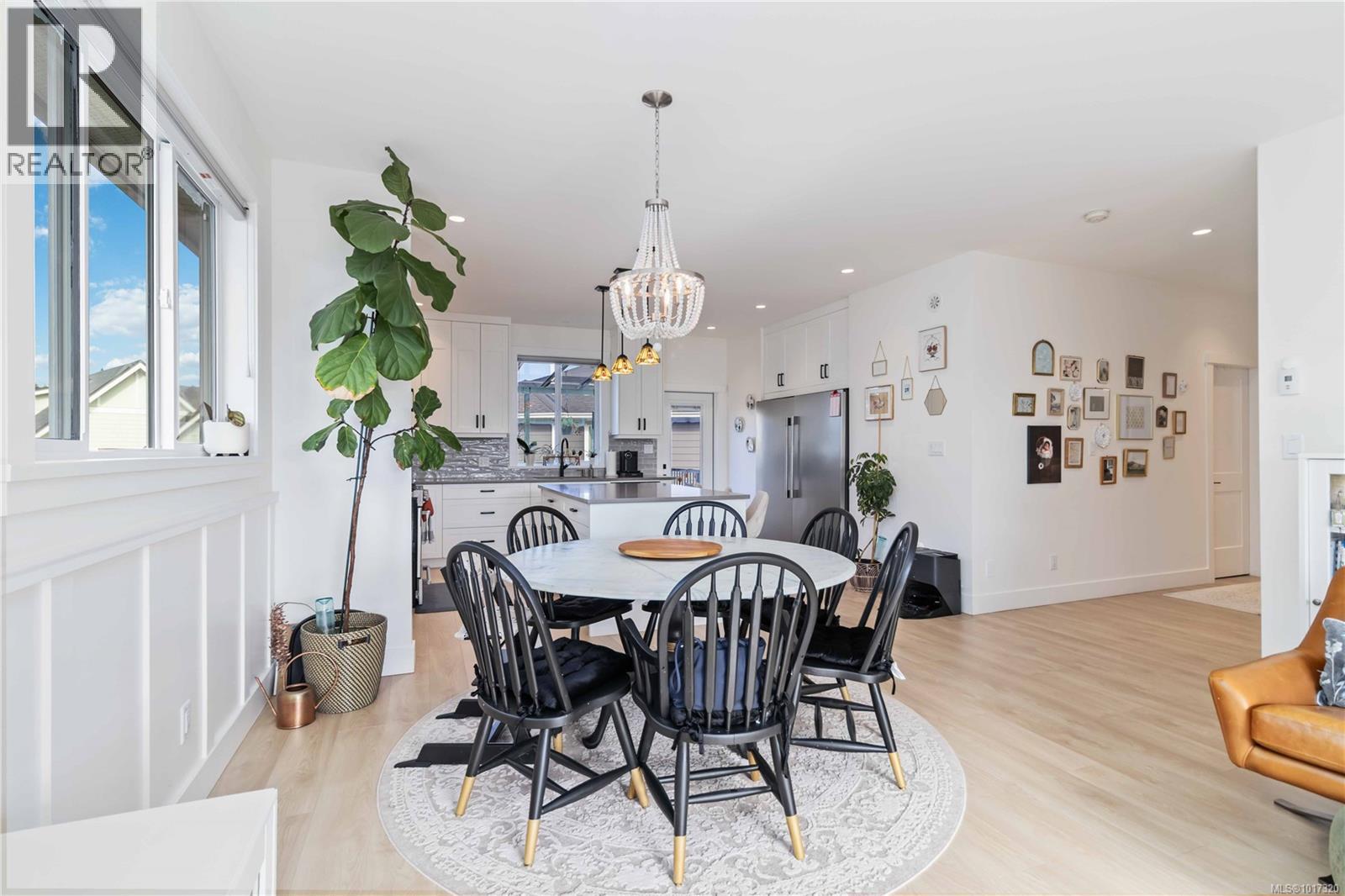  6554 Noblewood Place, Sooke