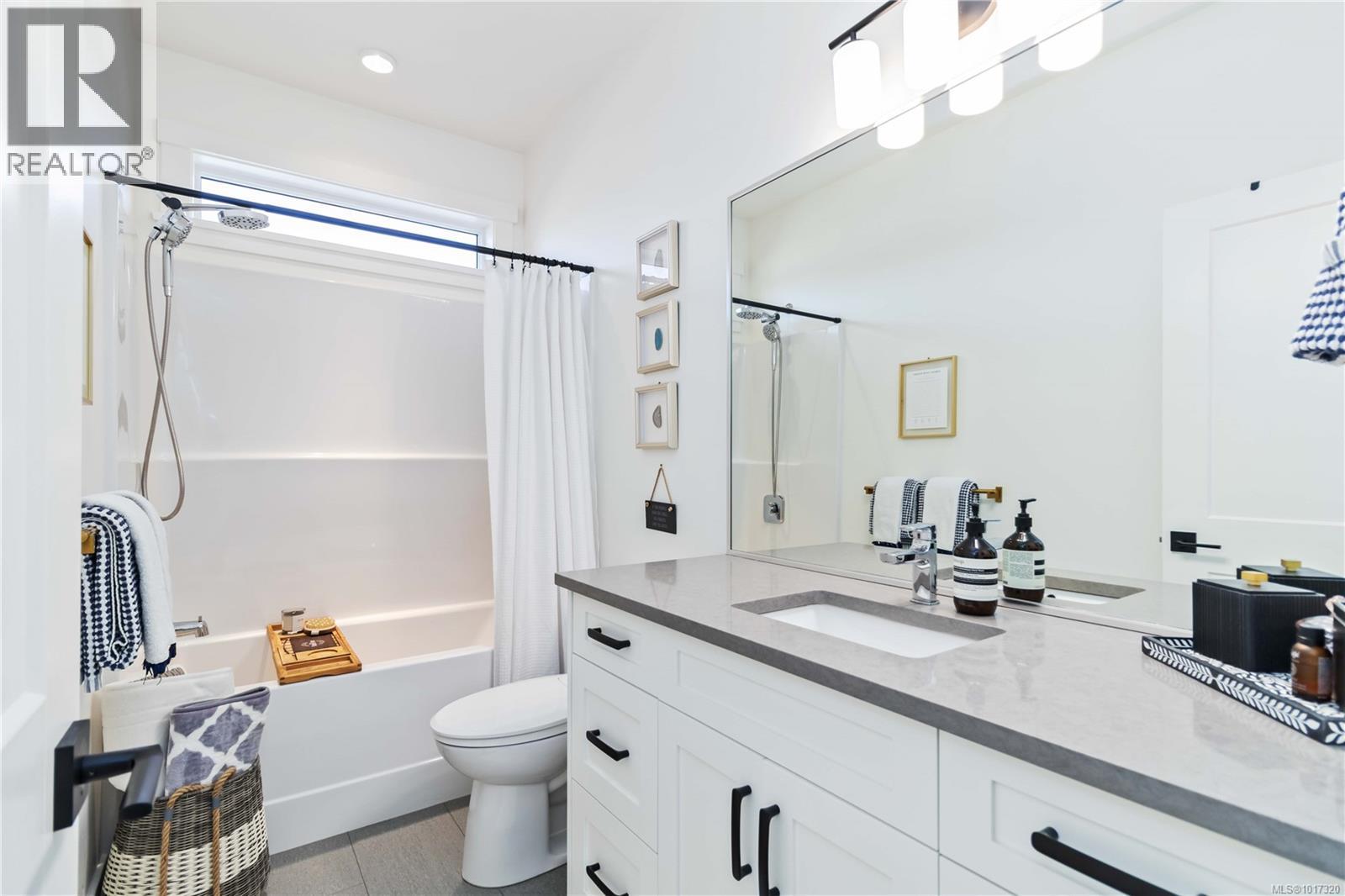  6554 Noblewood Place, Sooke