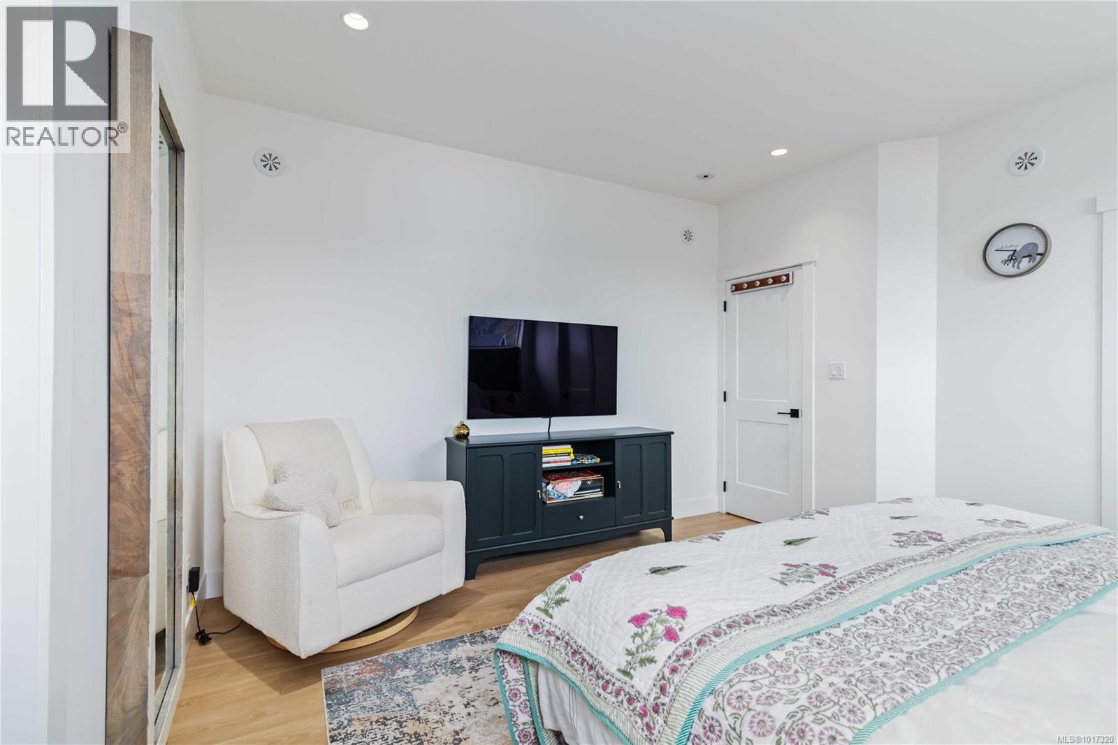  6554 Noblewood Place, Sooke